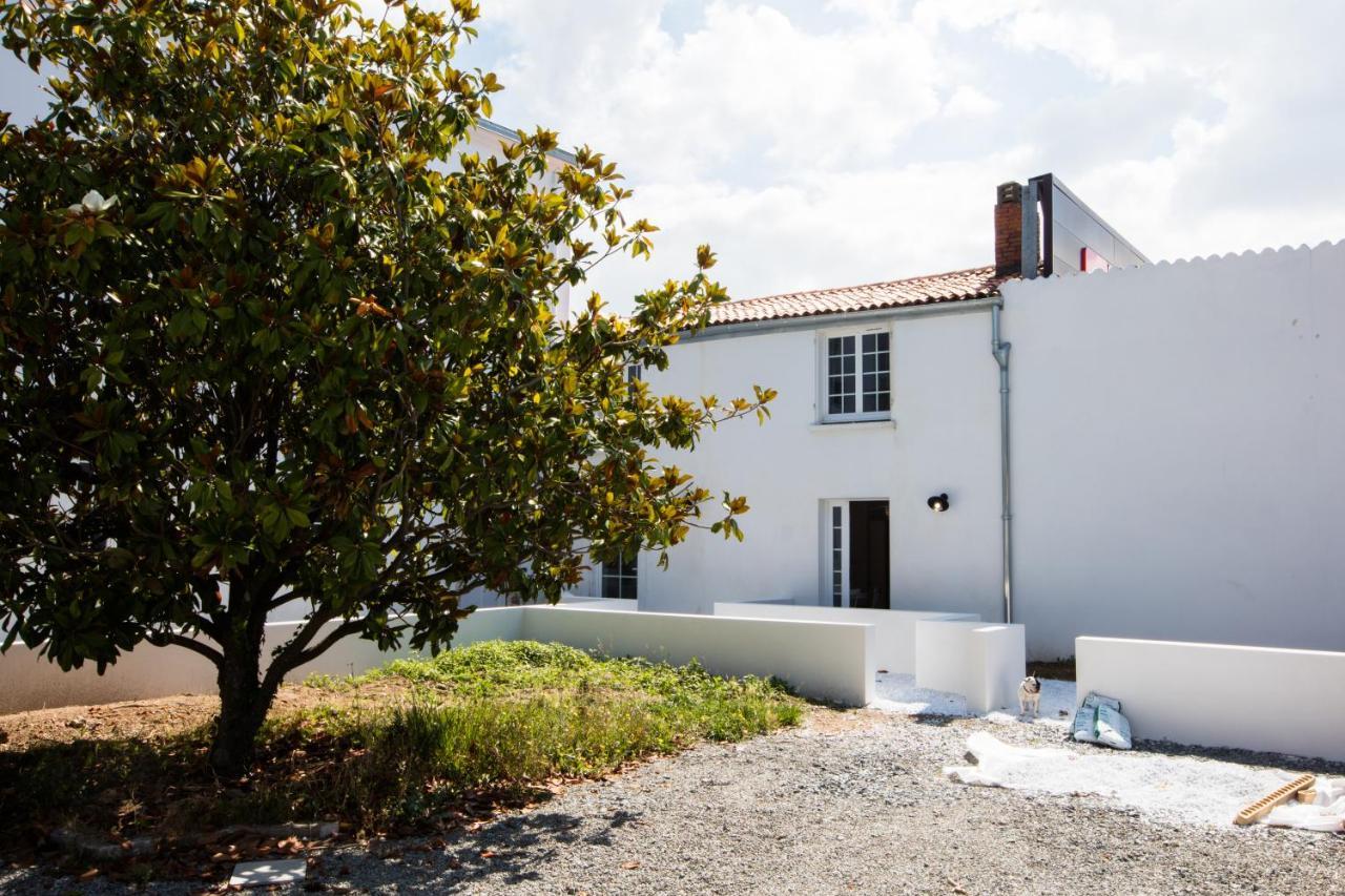 Les Apparts De Charly-Superbe Duplex Dans Un Hotel Particulier, Parking Prive Gratuit La Rochelle  Exterior foto